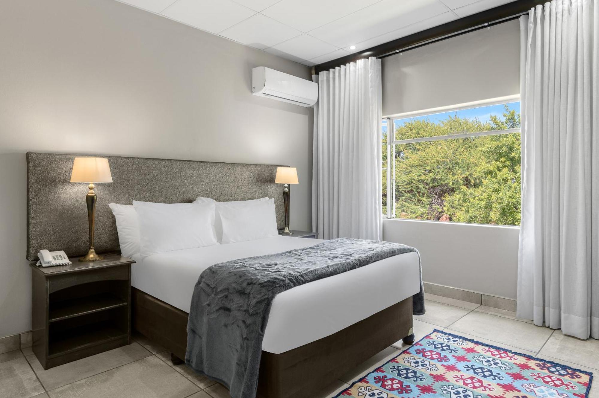 Park Hotel Potgietersrus Extérieur photo