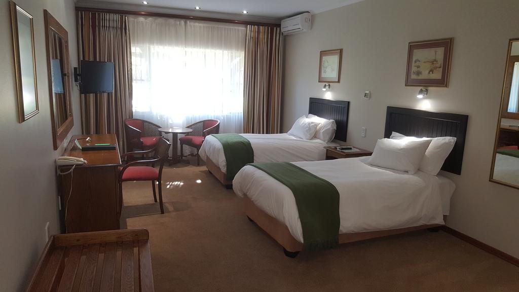 Park Hotel Potgietersrus Extérieur photo