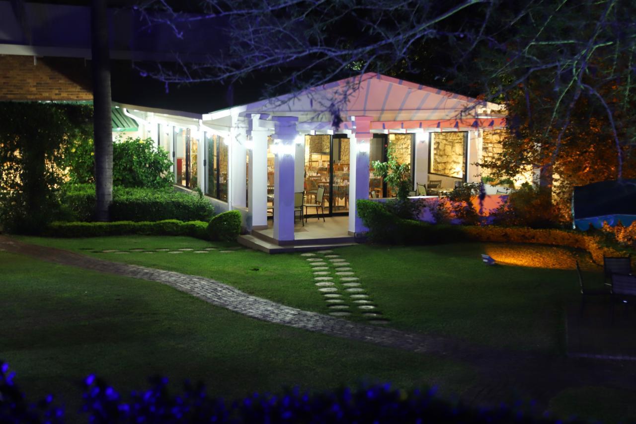 Park Hotel Potgietersrus Extérieur photo